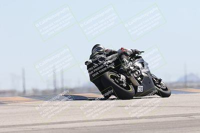 media/Oct-04-2025-CVMA (Sat) [[408bcdd6e4]]/Race 7- Formula 40 MW and LW/